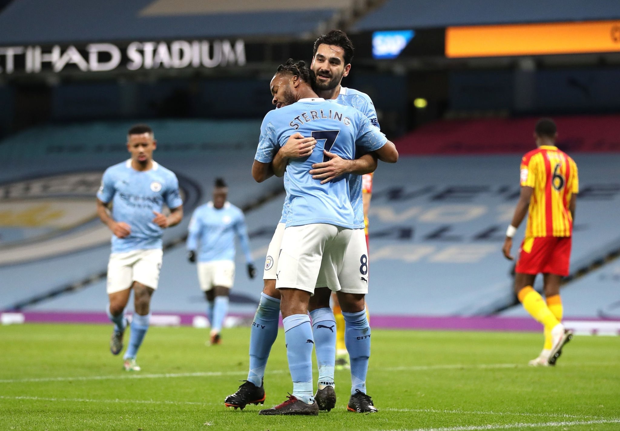 更是团队凝 更是团队凝