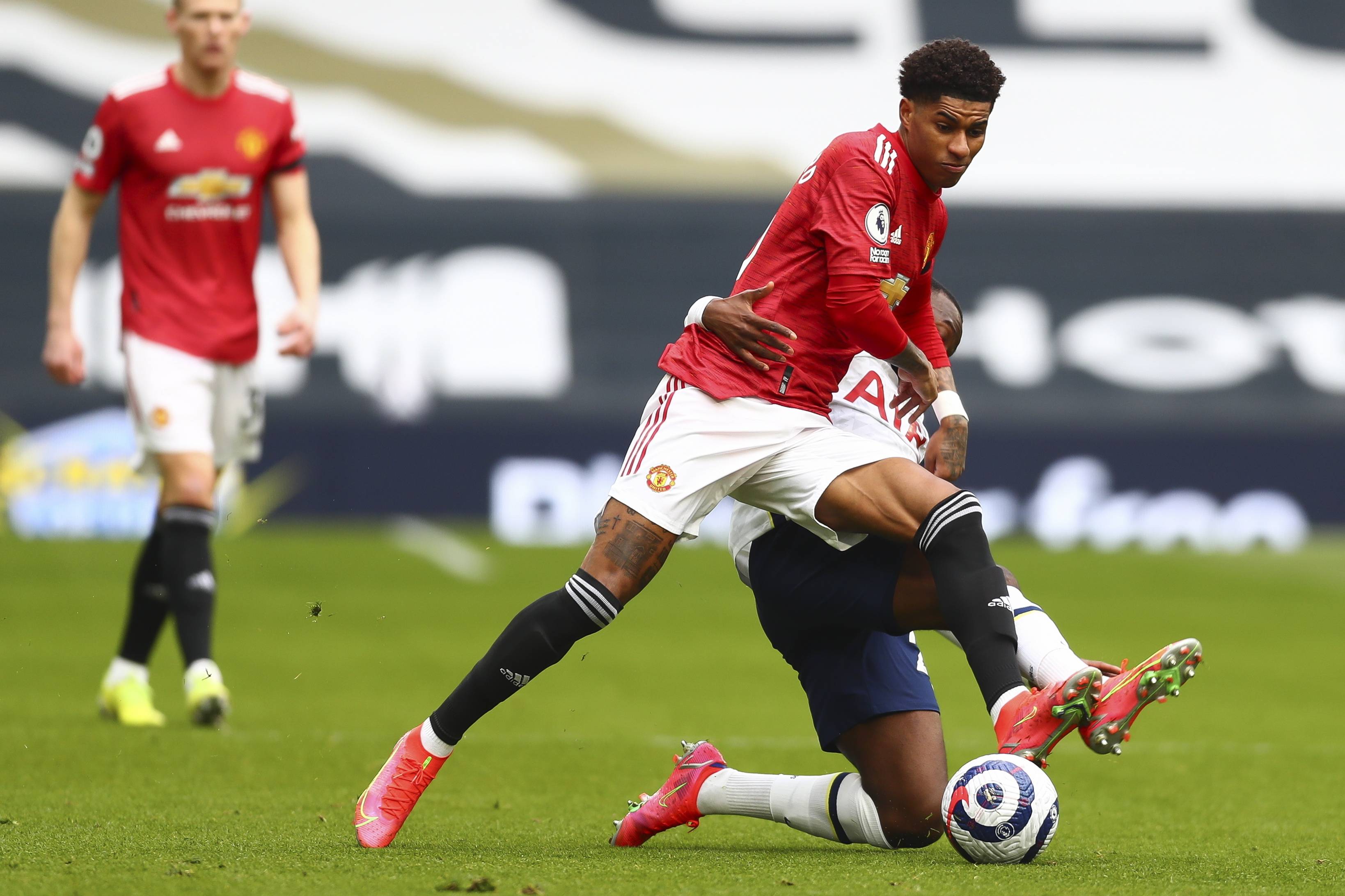 首次在国际 首次在国际